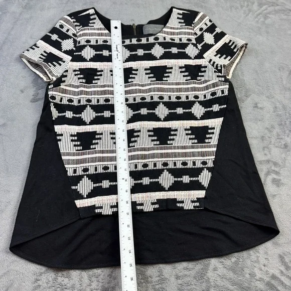 Sunday In Brooklyn Shirt Womens Medium Geometric Patterned Short Sleeve‎ Top - Picture 2 of 12